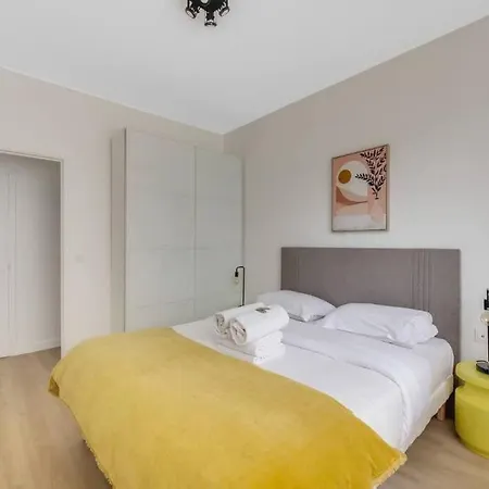 Two Flats With 3br And 2 Lounges Near Eiffel Tower Apartament