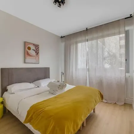 Two Flats With 3br And 2 Lounges Near Eiffel Tower Apartament